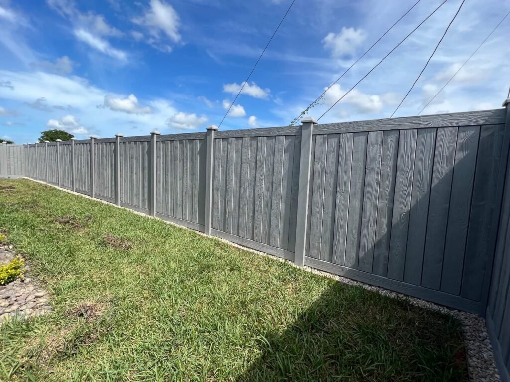 SimTek composite fence