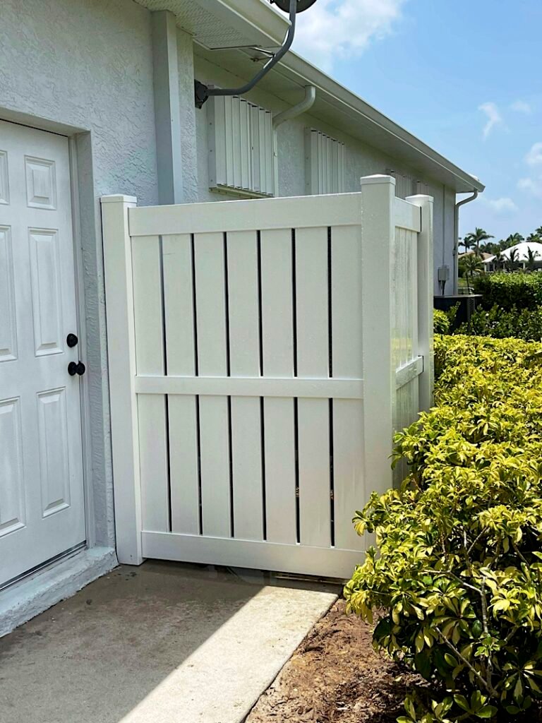 Vinyl fence